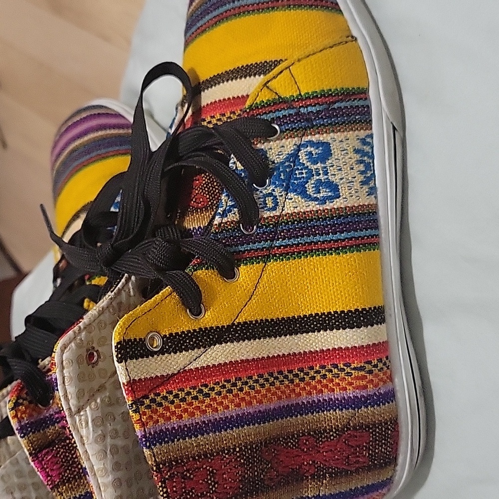 Inkkas Multicolor Striped High-Tops - Picture 4 of 6